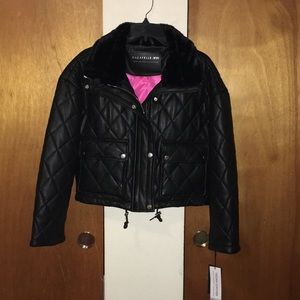 ♣️NWT Bagatelle Faux Leather Jacket Faux Fur Collar